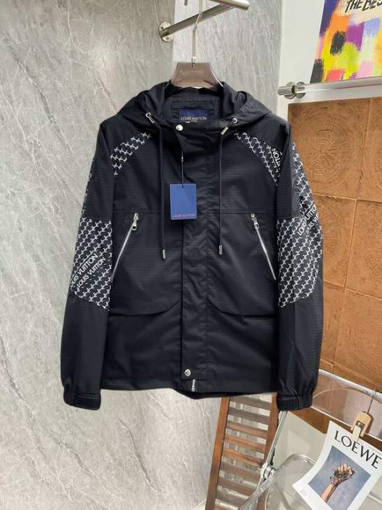 Picture of Louis Vuitton Jackets _SKULVM-3XLxetr5231880